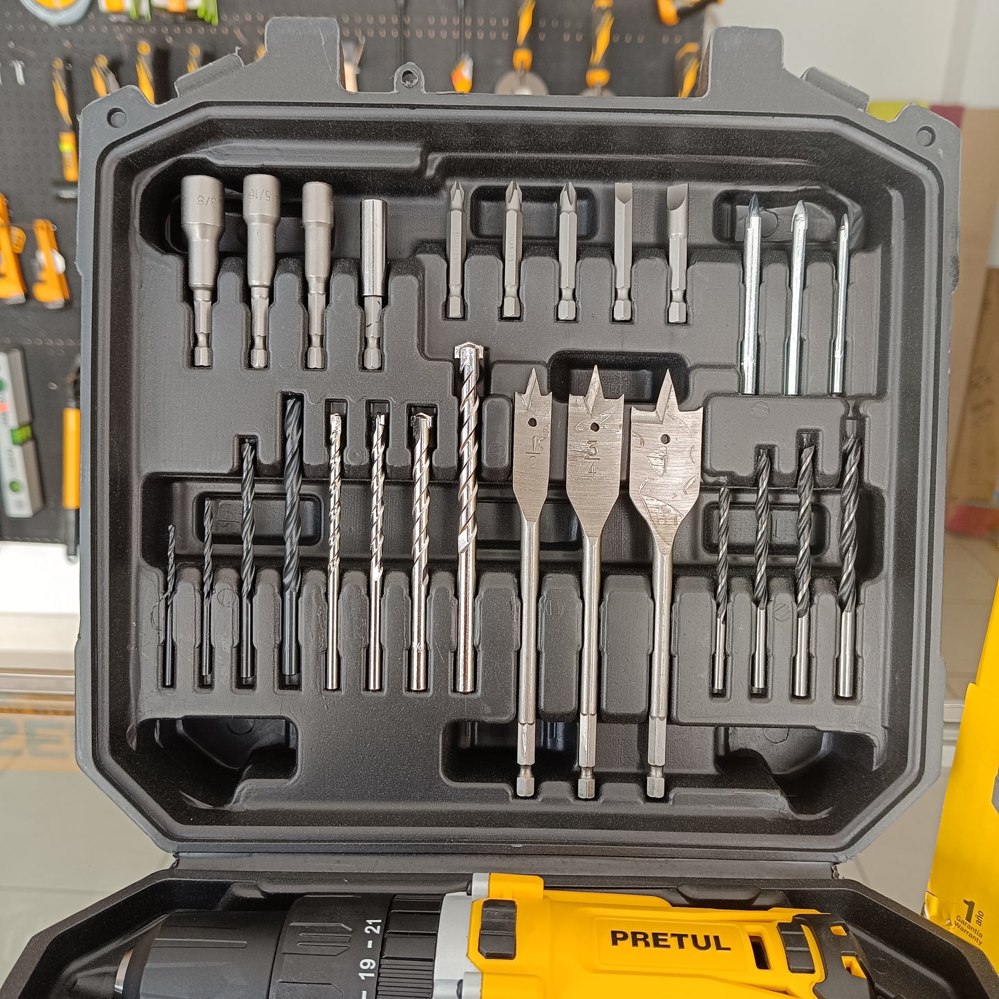 KIT Rotomartillo Inalámbrico 1/2", 33 PZS + Extras, PRETUL