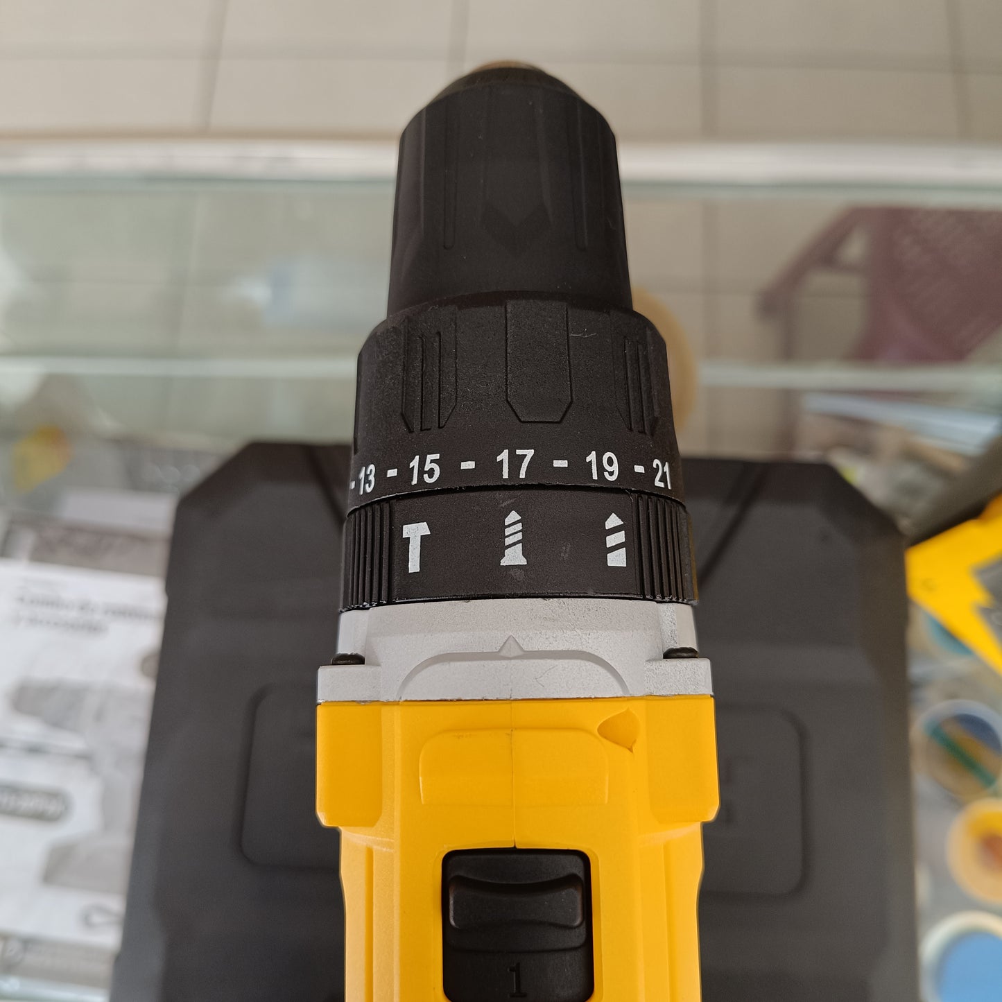 KIT Rotomartillo Inalámbrico 1/2", 33 PZS + Extras, PRETUL